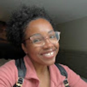 Meet your Posher, Stephanie